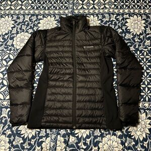 Columbia Women’s Black Powder Pillow Hybrid Jacket, size Small